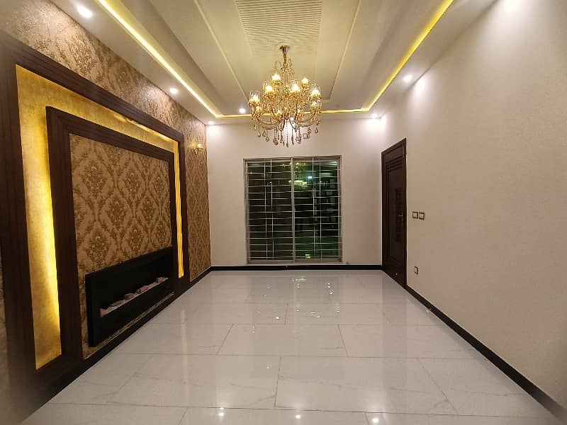 10 Marla Spanish House In Johar Town Phase 1 At Best Location 4
