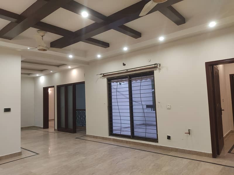 Separate Gate 1 kanal Upper Portion Available For Rent 15