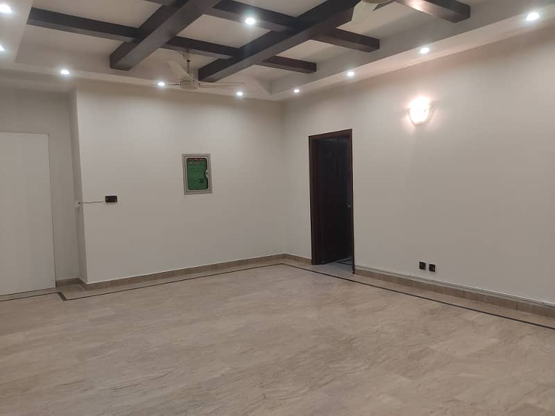 Separate Gate 1 kanal Upper Portion Available For Rent 18