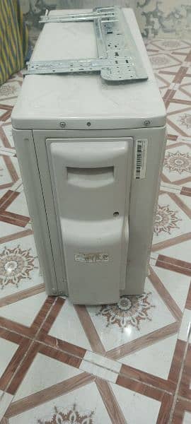 Haier ac model 18hfm heat and cool wifi. one season use god condition. 5