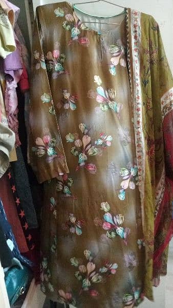 2 piece dress in like new condition 1