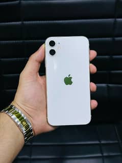 iphone 11 -  128gb -  Pta Approved