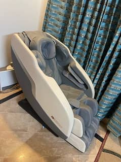 JC Buckman TMC 130 Massage Chair
