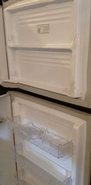 Pel Glass door inverter Refrigerator 3