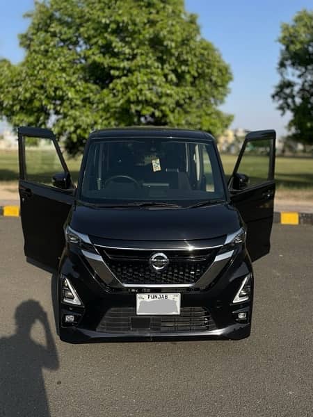 Nissan Roxx Full Option 2020 Japan Import 7