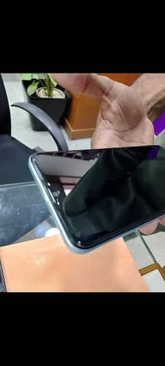 Vivo Y21 is mobile complete saman with box condition 10/10 25 final 0