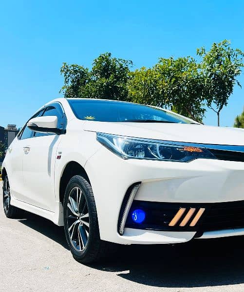 Toyota GLI Automatic 2020 17