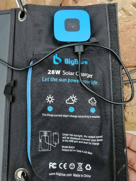 Solar Mobile Charger 28W 4