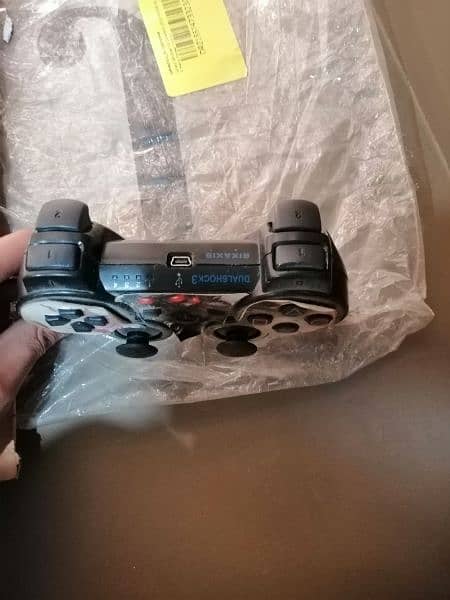 PS3 Original Controller came with PS3 set 1