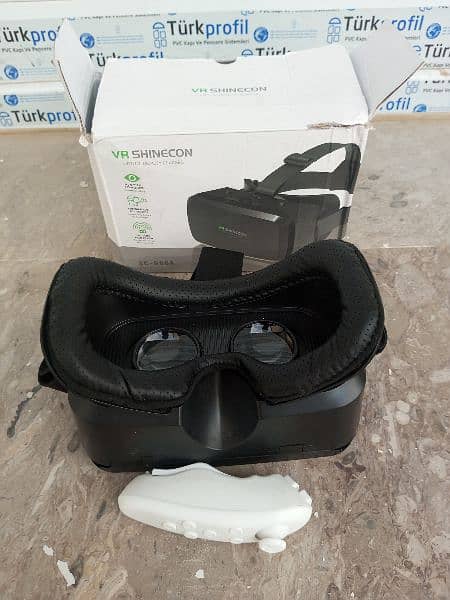 VR SHINECON G06A Virtual Reality Glasses with Bluetooth Control Remote 4