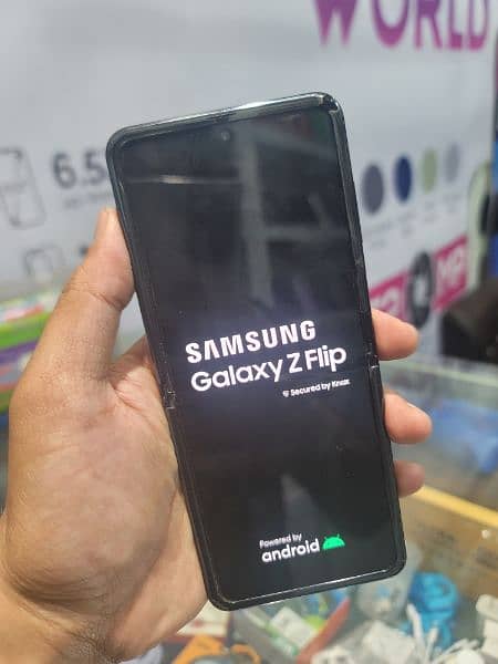 Samsung Galaxy Flip 8/256 3