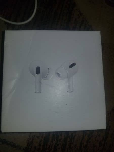 apple airpods pro first generation 3