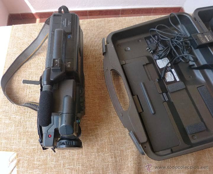 National VHS movie system (NV-M1000)/National VHS camcorder/with case/ 8