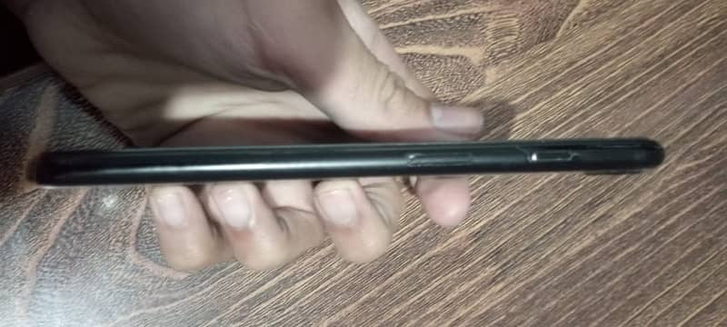 iphone 7plus 128 gb jet black 8