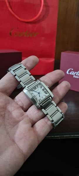 Cartier Ladies watch hot favourite With box n bag 5