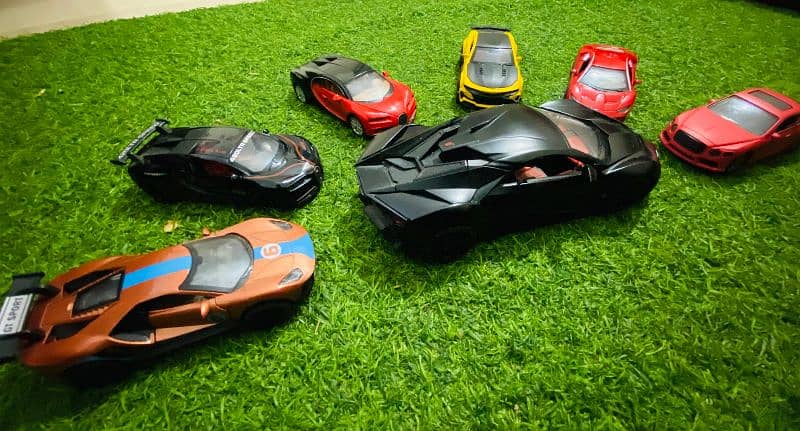 6 Small 1 Big Size Diecast metal Cars For Sale Best For Home Decor 1