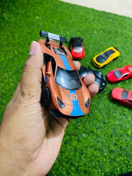 6 Small 1 Big Size Diecast metal Cars For Sale Best For Home Decor 10