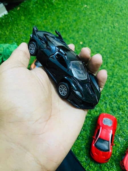 6 Small 1 Big Size Diecast metal Cars For Sale Best For Home Decor 11