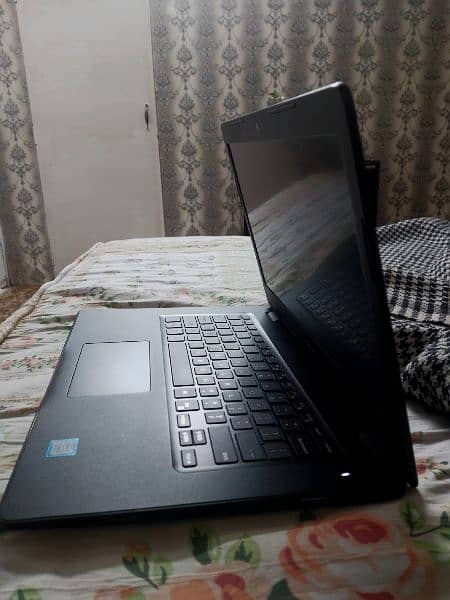 Laptop Dell i5 8th Generation 2