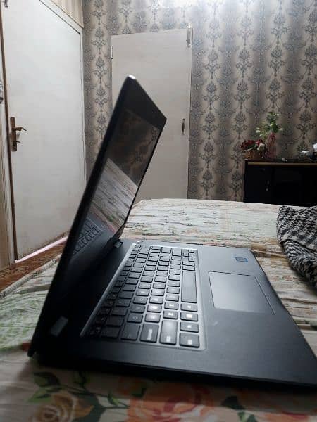 Laptop Dell i5 8th Generation 3