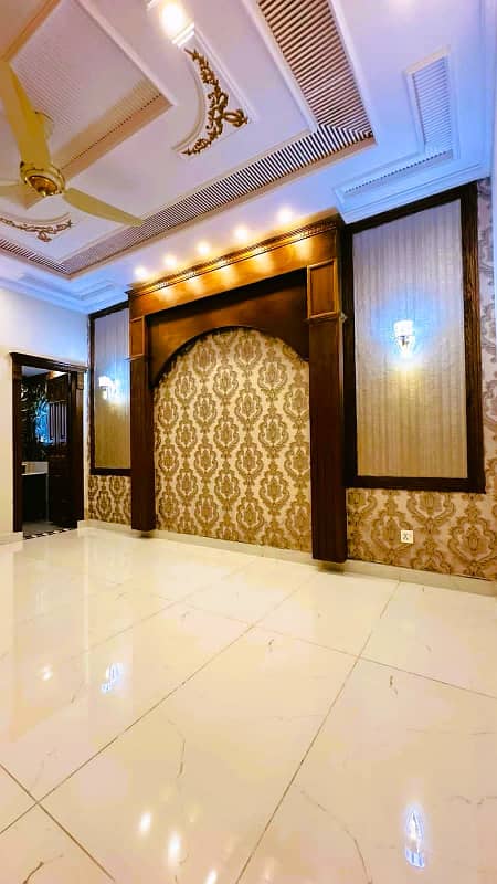 10 Marla House for Sale in Gulbahar Block Bahria Town Lahore 14