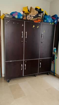 Wooden wardrobe Cabinet 0