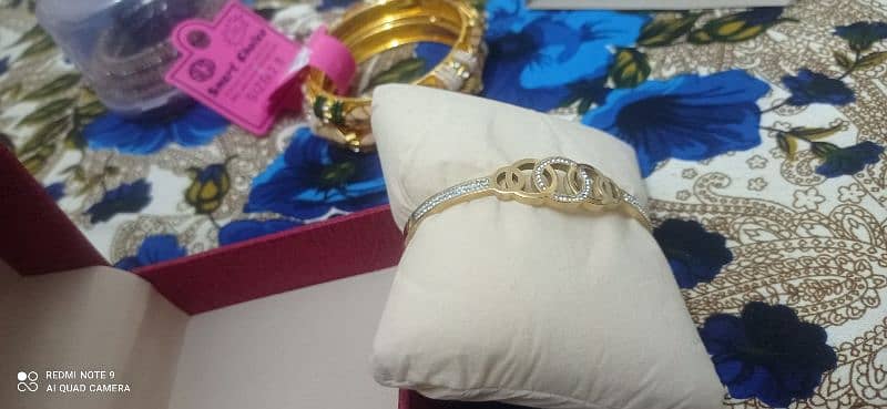 new and unused jewellery items bought from Dubai and Makkah. . 4