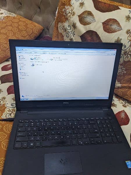 Dell laptop i3 4th generation 1