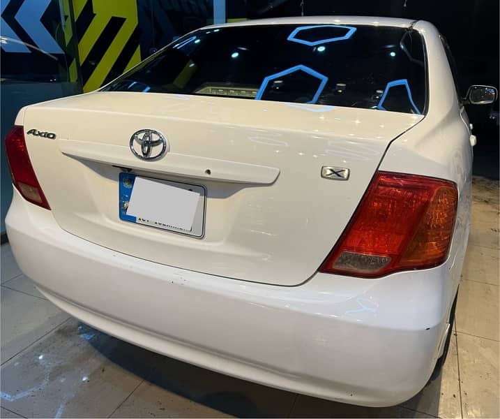 Toyota Axio X (2007/2012) 2