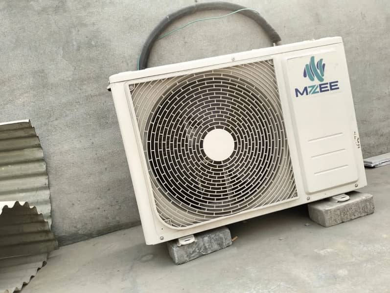 MZEE Inverter AC  1.5 ton 4