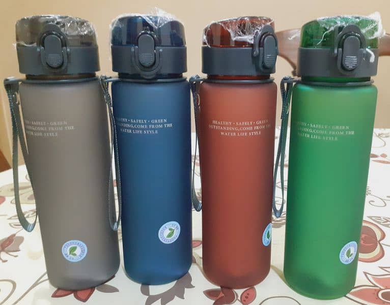 water bottle High Quality 560ml quantity available 1