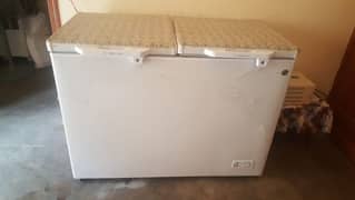Pel freezer with New condition