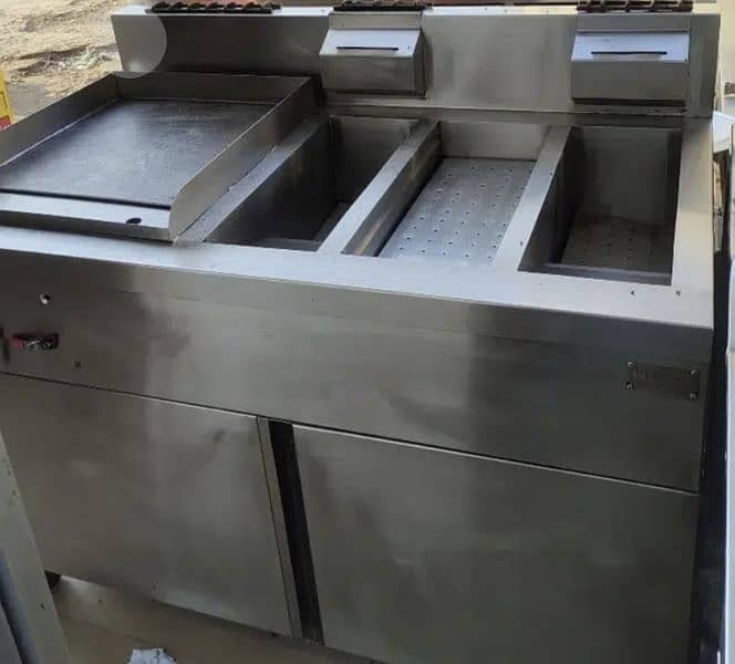 automatic fryer for sale new condition 3