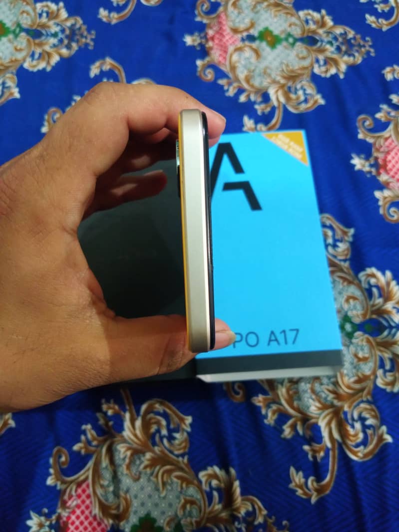 OPPO A17 Mobil Kit With Box Charger 4