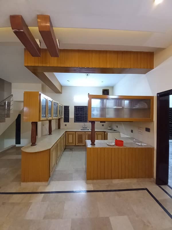 10 Marla Corner Double Storey House Available For Sale In Wapda Town Phase1 Block J2 4