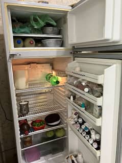 Dawlance Fridge in Woking Good Condition for Sale