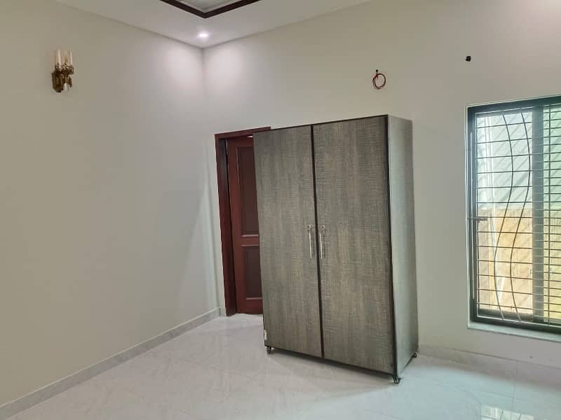 3.5 Marla triple story ultra modren design double unit brand new very beautiful hot location house for sale in vital DD home 10