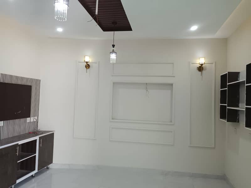 3.5 Marla triple story ultra modren design double unit brand new very beautiful hot location house for sale in vital DD home 14