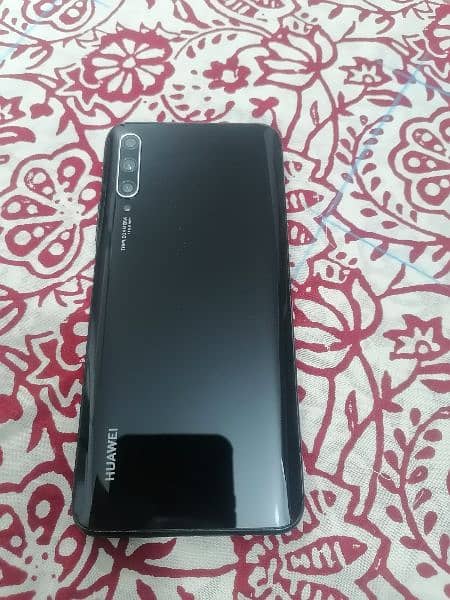 Huawei y9s box saht 5