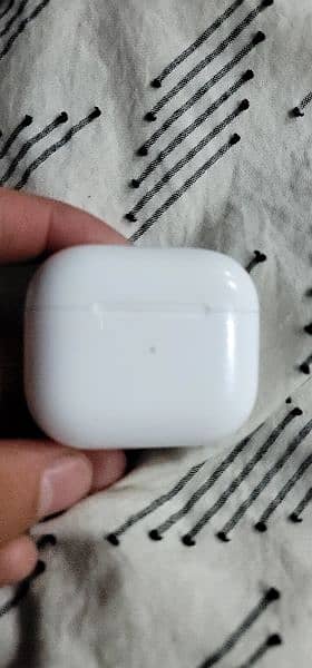 Airpods 3rd generation 3 months used 6