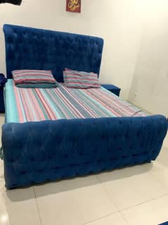 valvet bed for sale