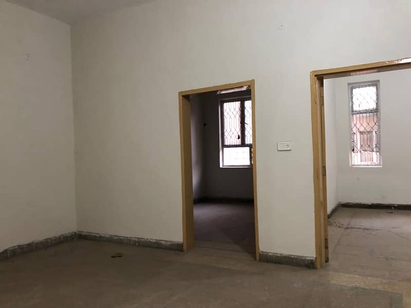 5 Marla Beautiful double story house urgent for Sale in sabzazar 16