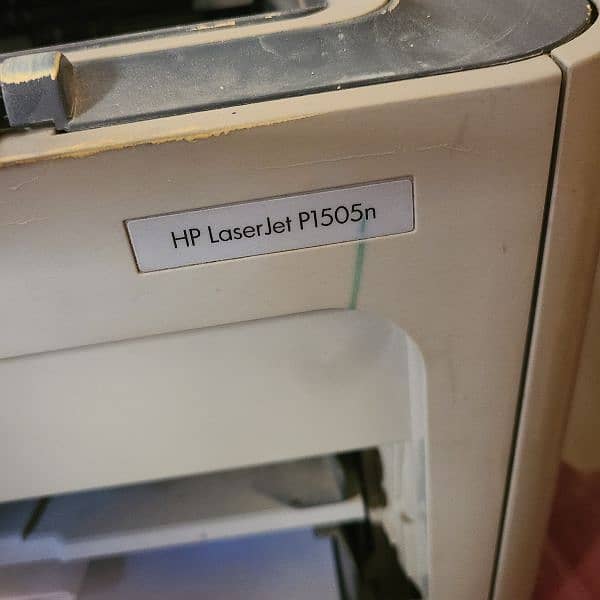 HP LASER JET P1505n FOR SALE READ FULL 1