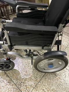 Electric Wheelchair 180e