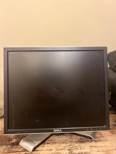 LCD monitor for sale 0
