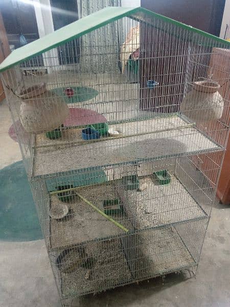 BIRDS CAGE BEST FOR ALL TYPES OF PARROTS AND FINCHES ALMOST NEW 1