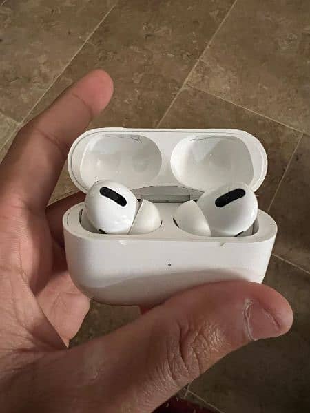 Apple airpods pro 5