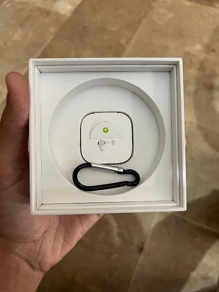 Apple airpods pro 9