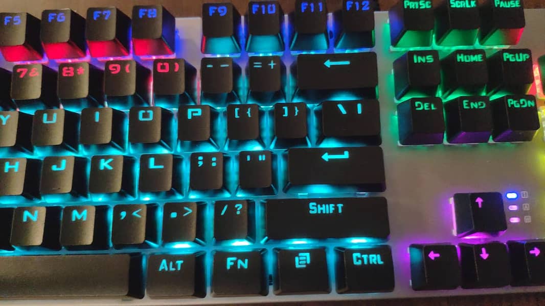 AOC GK410 RGB Gaming Mechanical Blue Swtich Keyboard 2