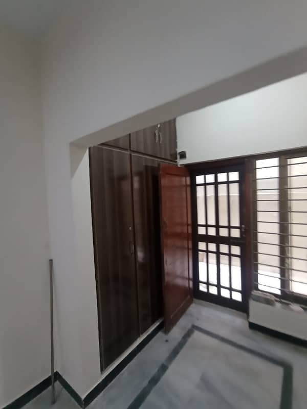 Double Storey House For Rent 3
